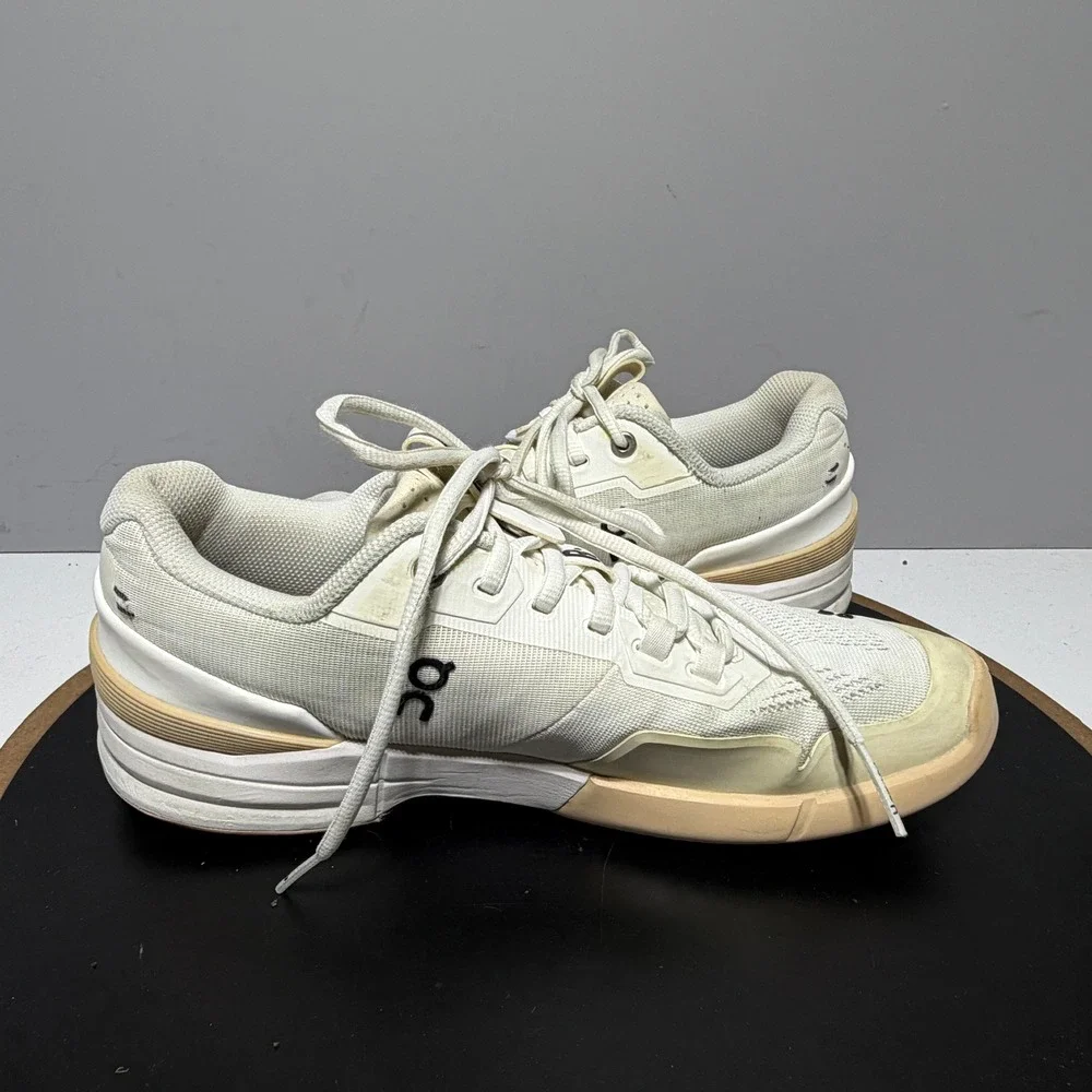On Running The Roger Pro Women 9.5 Athletic Tennis Shoes White Sand Athleisure